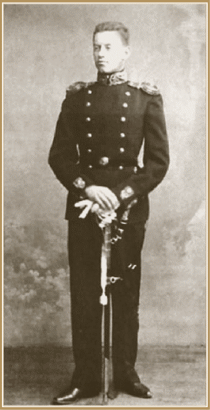 Капитан Г.К. Граф. 1904 г..gif